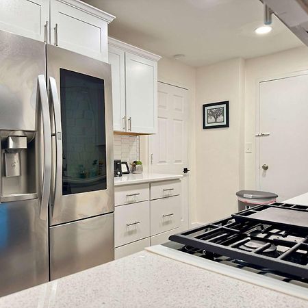 2B1B Modern Downtown Atl Condo W 1 Free Parking Lm1007 Atlanta Eksteriør billede