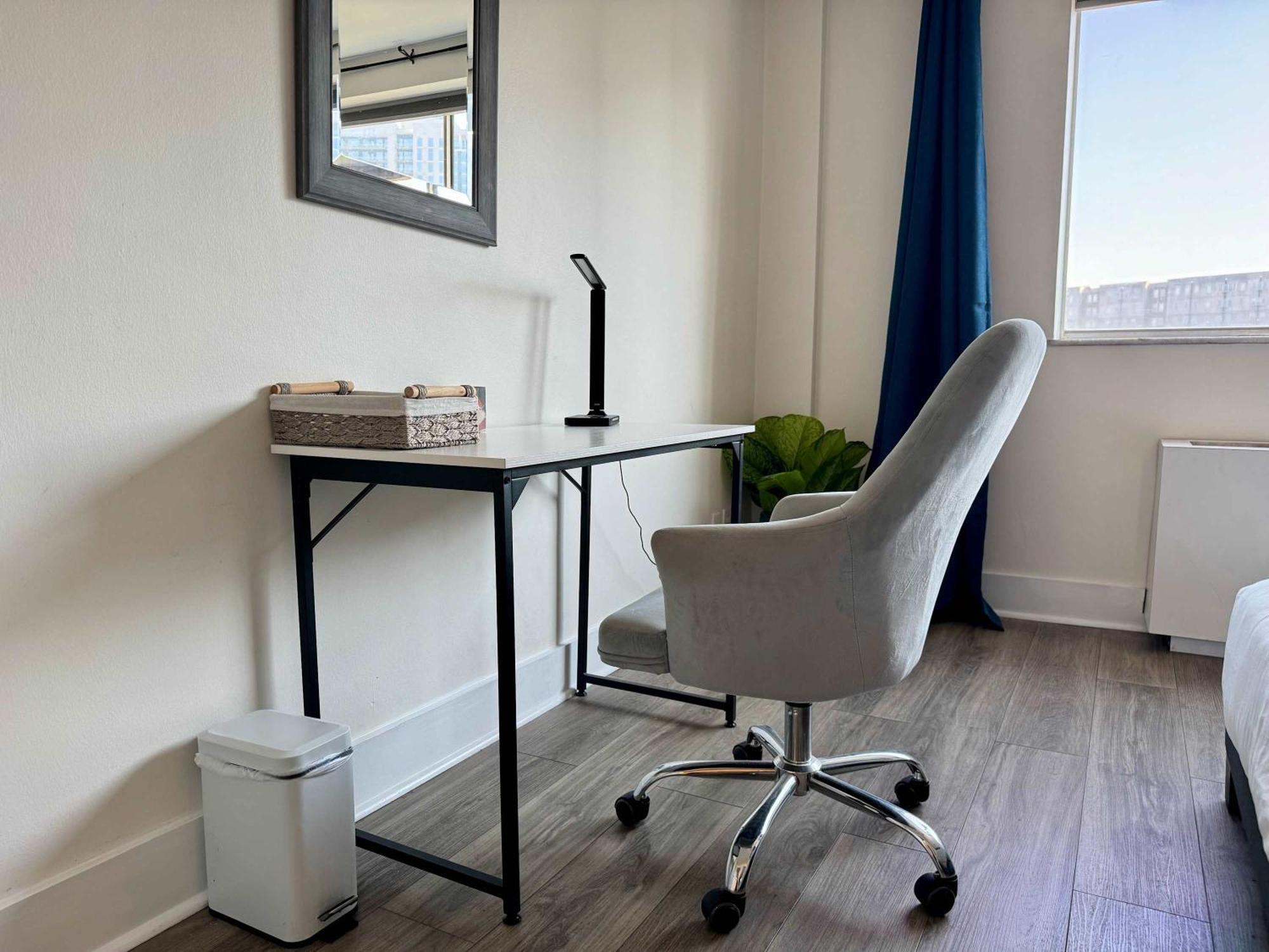2B1B Modern Downtown Atl Condo W 1 Free Parking Lm1007 Atlanta Eksteriør billede